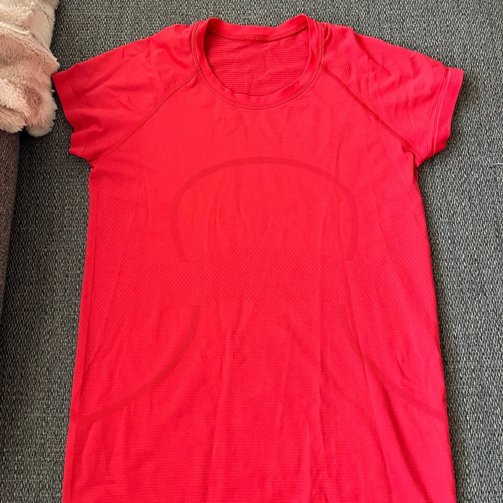 Lululemon swiftly tech short sleeve shirt